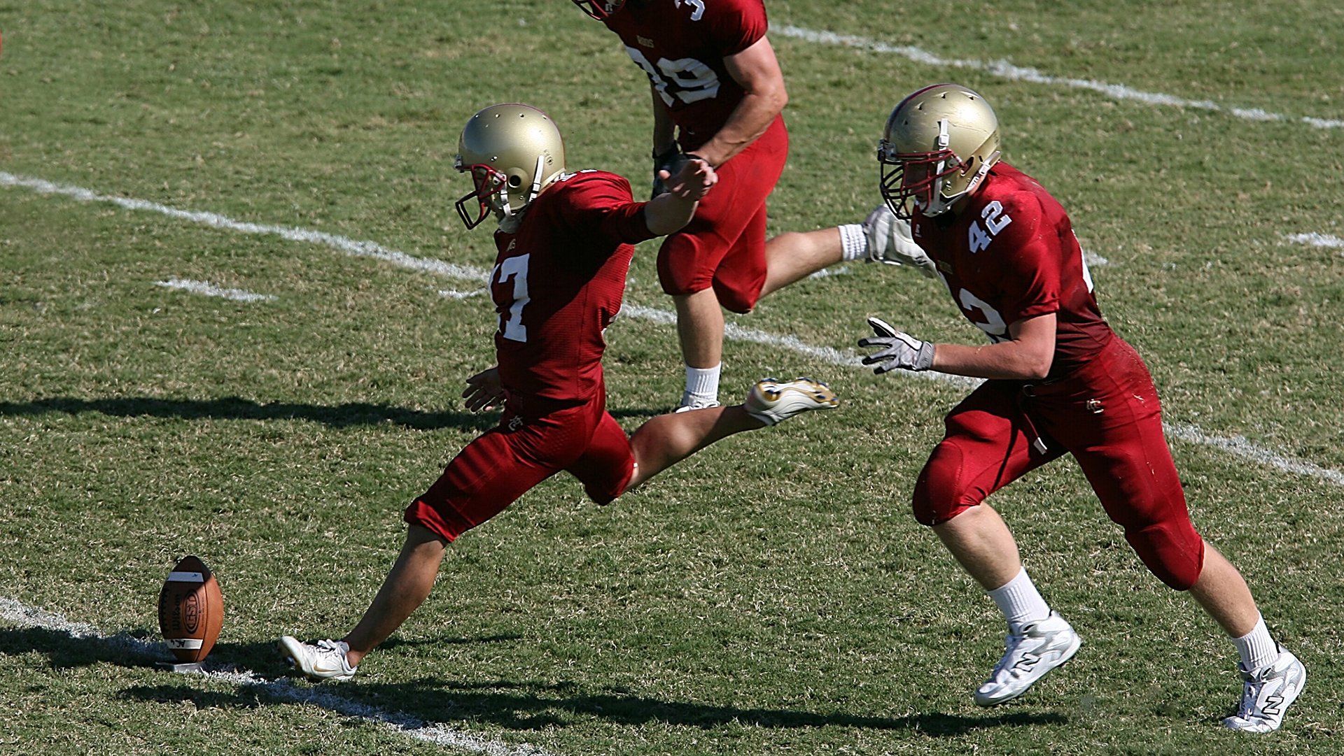 2011年季后赛：热火在“3巨头”组建后首次打进总决赛，詹姆斯表现出色，虽然最终输给马刺，但点燃了夺冠的希望。